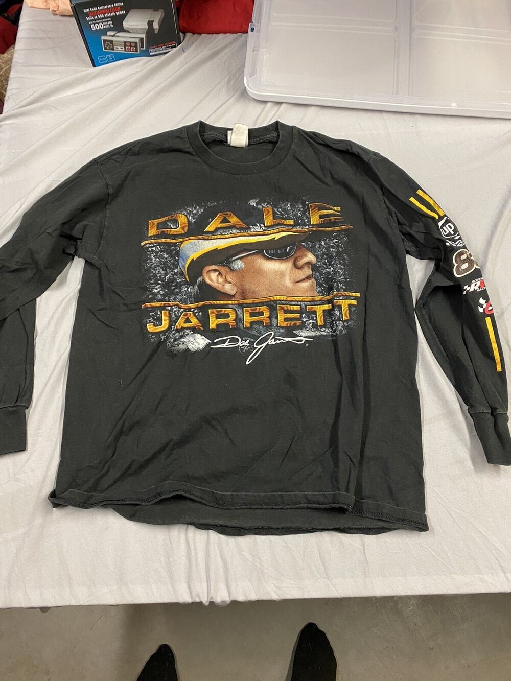 CHASE Mens Size Large Black Gold Crew Neck Dale Jarrett 88 Long Sleeve Shirt